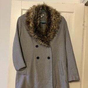 Charlotte Russe SZ L - Faux Fur Collar Pea Coat